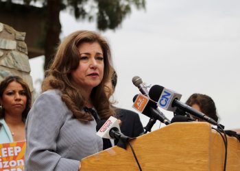 Líder hispano republicano denuncia proyecto de ley de inmigración del Partido Republicano de Arizona