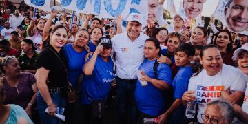El 2 de junio hermosillenses decidirán entre continuar los cambios o regresar al pasado: Toño Astiazarán