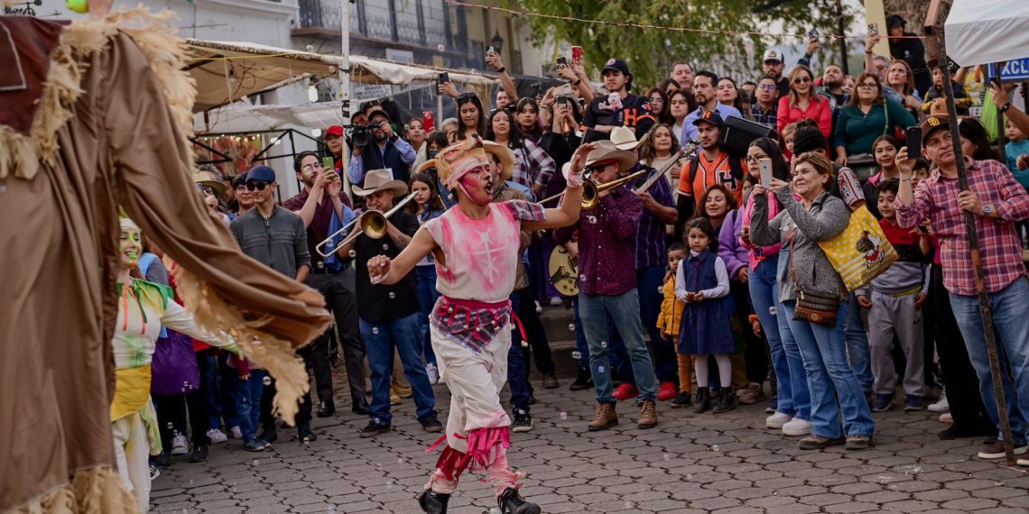 Se conjugan en La Alameda la música, baile, e historia literaria en el FAOT 2024