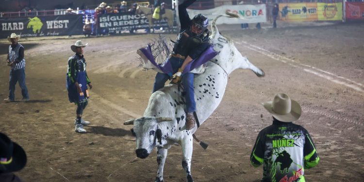 Gran Final del Circuito de Rodeo Tour Sonora 2023 se realiza con éxito en Hermosillo