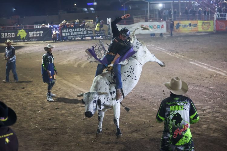 Gran Final del Circuito de Rodeo Tour Sonora 2023 se realiza con éxito en Hermosillo