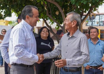 Entrega Antonio Astiazarán mejoras en parque de Villa Sol