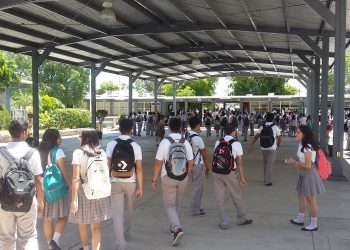 Graduaciones escolares deberán realizarse con todas las medidas preventivas: SEC.