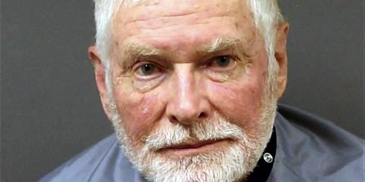 ACUSAN A RANCHERO DE MATAR A MEXICANO EN ARIZONA