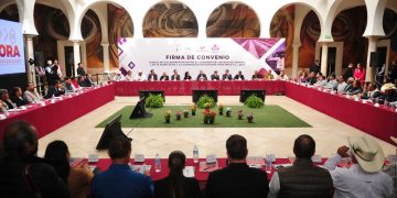 DEBEMOS REGRESAR A LOS MUNICIPIOS SU ROL DE AGENTES DE DESAROLLO: GOBERNADOR ALFONSO DURAZODebemos regresar a los municipios su rol de agentes de desarrollo: gobernador Alfonso Durazo