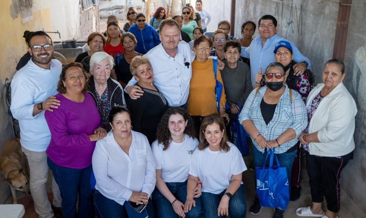 Va “El Borrego” Gándara por recursos extras para pavimentación de Hermosillo