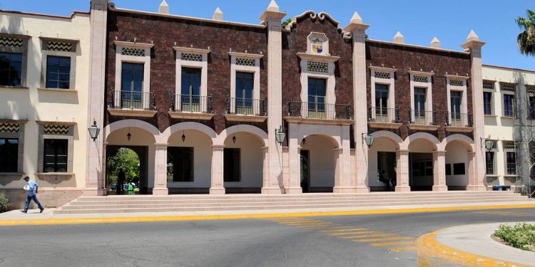 PRESENCIA DE LA GUARDIA NACIONAL EN LA UNIVERSIDAD DE SONORA SE DEBIO A QUE RESGUARDABAN A UN TRABAJADOR DE LA CFE