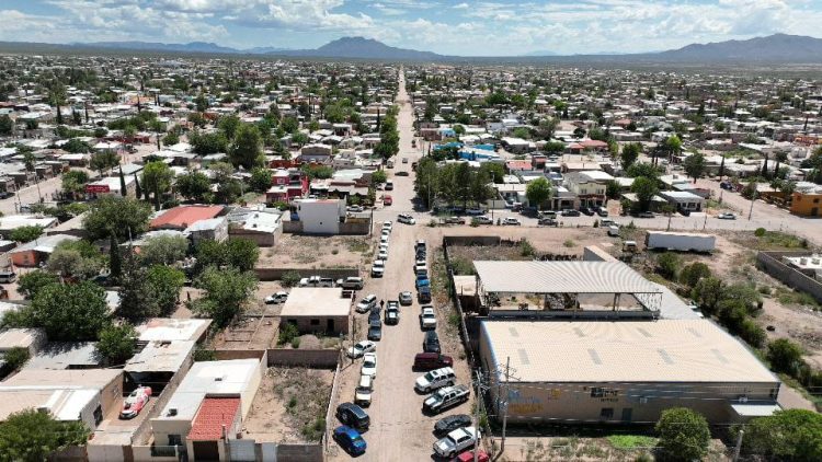 Beneficiamos a más de 91 mil personas con modernización de la Avenida 12 en Agua Prieta: Alfonso Durazo