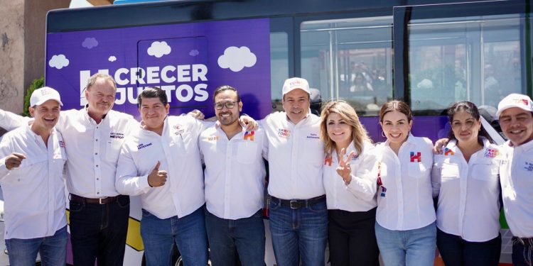 Compromete su apoyo “El Cuate” Vargas a la iniciativa de implementar el “Toño Bus”