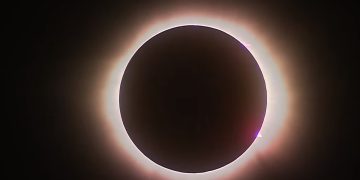 Nutrida asistencia a observar eclipse en Unison