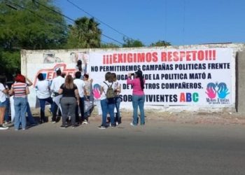EXIGEN SOBREVIVIENTES DE LA GUARDERÍA ABC NO COLOCAR PROPAGANDA POLÍTICA CERCA DEL INMUEBLE 