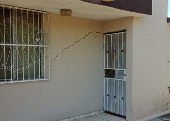 16 CASAS EN COLONIA SAHUARO INDECO ESTÁN EN RIESGO DE CAER 