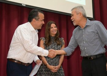 Con Peso Solar ayuda Toño Astiazarán a 32 Asociaciones Civiles