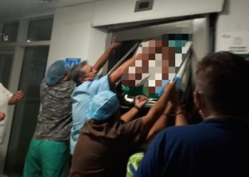 NIÑA MUERE PRENSADA EN ELEVADOR DEL IMSS EN PLAYA DEL CARMEN