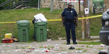 TIROTEO EN UNA FIESTA EN BALTIMORE DEJA 2 MUERTOS Y 28 HERIDOS