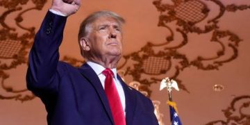 DONALD TRUMP: RUMBO A LA CONTIENDA PRESIDENCIAL EN 2024