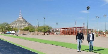 Avanza Ayuntamiento de Hermosillo en construcción del Campo 3 de béisbol en el Cárcamo