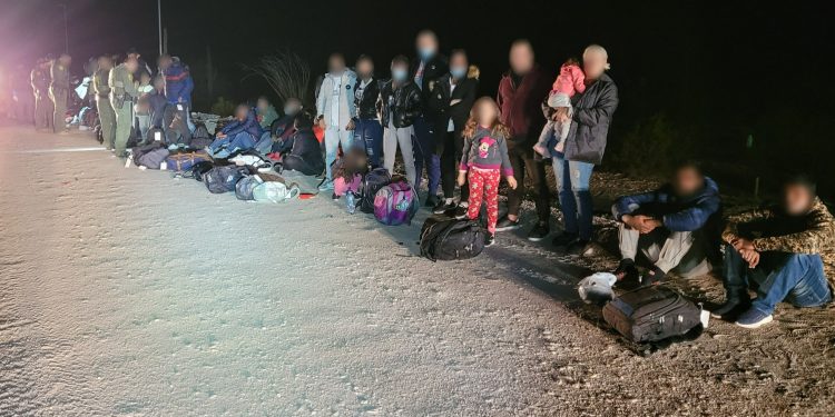 DETIENEN A 282 PERSONAS ILEGALES EN ARIZONA: CBP