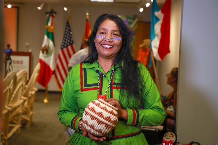 INAUGURAN EXPOSICIÓN DE ARTE INDÍGENA DE SONORA “MAAMPO YARI” EN ARIZONA