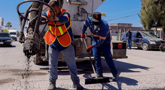 Alcanza bacheo 182 mil metros cuadrados en Hermosillo