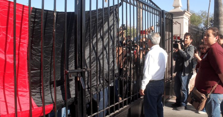 STAUS RECHAZA PROPUESTA DE UNIVERSIDAD DE SONORA, SIGUE LA HUELGA