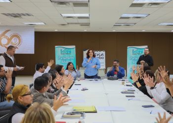 BUSCAN FORTALECER Y CONSOLIDAR ACTIVIDAD DE INTÉRPRETES DE LENGUA DE SEÑAS MEXICANA