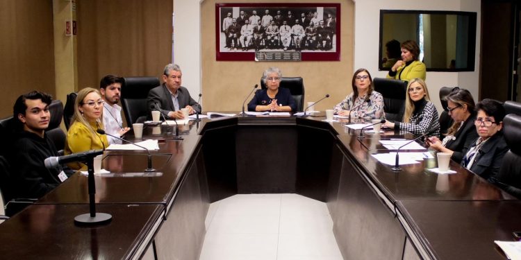 REALIZAN PARLAMENTO ABIERTO PARA REFORMAS A LA LEY DE GOBIERNO Y ADMINISTRACIÓN MUNICIPAL