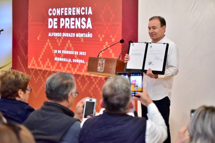 FIRMA ADM REFORMA CONSTITUCIONAL PARA EMPATAR TIEMPOS ELECTORALES