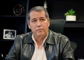 LLAMA SECRETARIO DEL AYUNTAMENTO A INICIAR TRÁMITE DE PRECARTILLA MILITAR