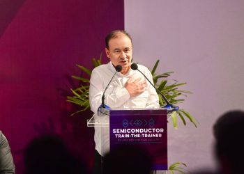 PROMOVEMOS LA ESPECIALIZACIÓN ACADÉMICA PARA EL DESARROLLO DEL PLAN SONORA EN LA JUVENTUD SONORENSE: ALFONSO DURAZO&nbsp;