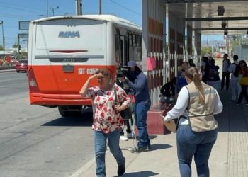 Obligan a encender aires en transporte de Sonora