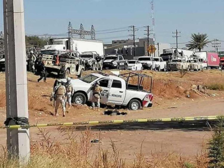 EN UN ÚLTIMO PASE DE LISTA DESPIDEN A POLICIA CAÍDO EN CABORCA