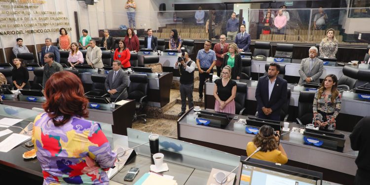 Rinde Congreso de Sonora homenaje a Jesús García Corona, Héroe de Nacozari