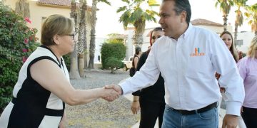 ENTREGA ANTONIO ASTIAZARÁN RECARPETEO DE CERRADA EN VALLE DE LAGO&nbsp;