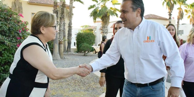 ENTREGA ANTONIO ASTIAZARÁN RECARPETEO DE CERRADA EN VALLE DE LAGO
