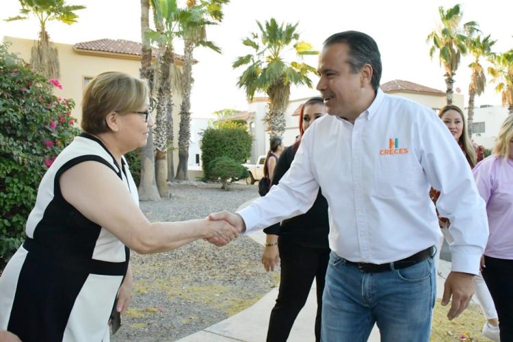 ENTREGA ANTONIO ASTIAZARÁN RECARPETEO DE CERRADA EN VALLE DE LAGO 