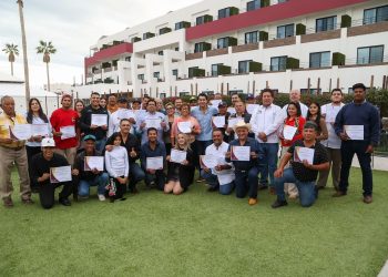 La Secretaría de Turismo, certifica como Anfitrión Turístico Náutico a embarcaciones pequeñas de San Carlos