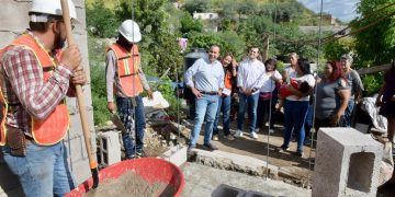 Constata Antonio Astiazarán construcción de cuartos adicionales en beneficio de familias de Hermosillo