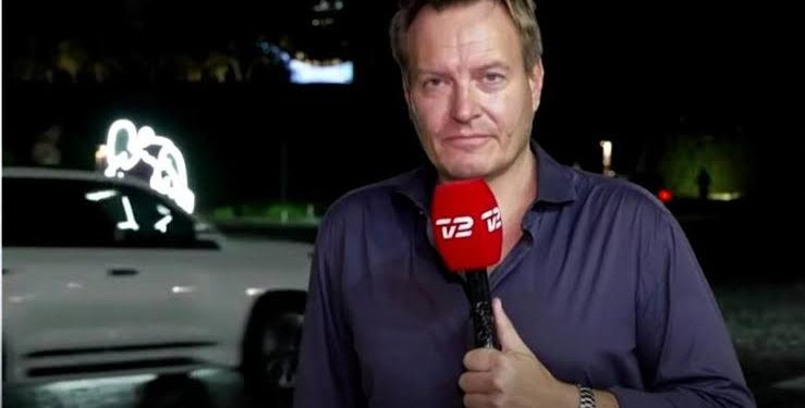 QATAR 2022: EL REPORTERO DANÉS AL QUE AGENTES DE SEGURIDAD DE IMPIDIERON TRANSMITIR EN DIRECTO