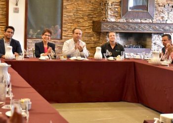 Promueve Toño Astiazarán apoyo a Mipymes