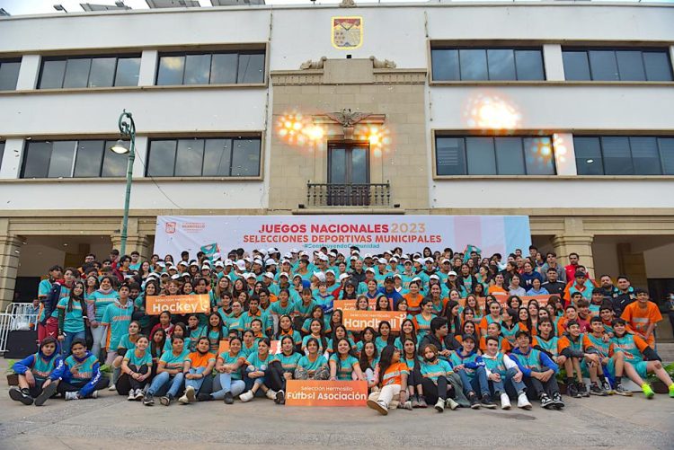 ABANDERA ANTONIO ASTIAZARÁN A DEPORTISTAS QUE REPRESENTARÁN A HERMOSILLO EN LA ETAPA ESTATAL DE JUEGOS NACIONALES CONADE 2023&nbsp;