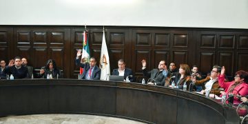 Aprueba Cabildo de Hermosillo 3.7% de incremento salarial para empleadas y empleados municipales