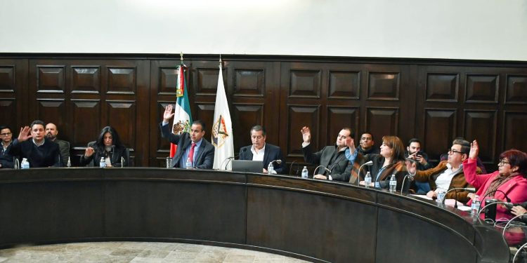 Aprueba Cabildo de Hermosillo 3.7% de incremento salarial para empleadas y empleados municipales