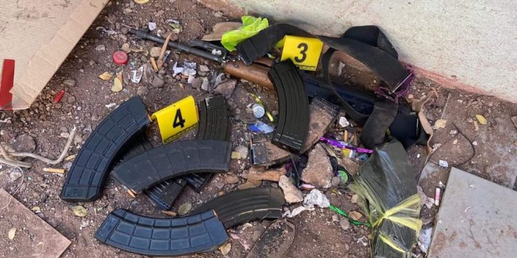 DECOMISA MESA DE SEGURIDAD ARMAS, GRANADAS Y VEHÍCULOS EN CAJEME