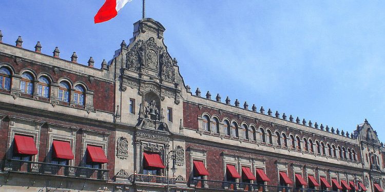 Intocables, fideicomisos del Poder Ejecutivo Federal