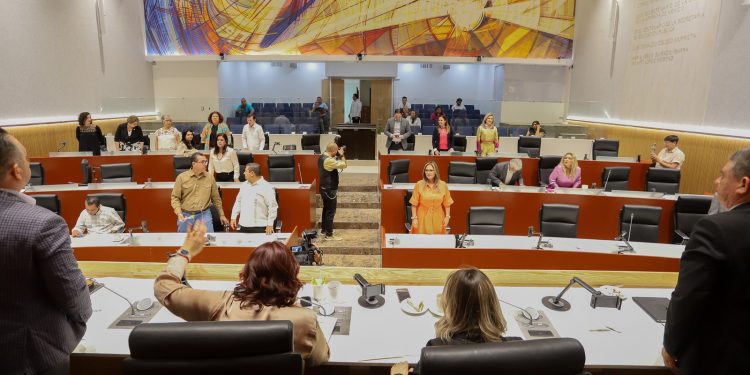 Llamará Congreso de Sonora a suplentes a rendir protesta al cargo por licencias temporales