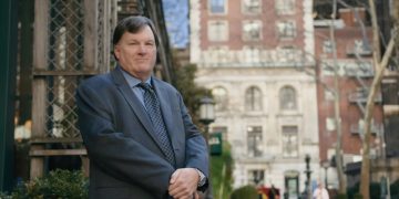 ACUSAN A ARQUITECTO DE NUEVA YORK POR ASESINATOS SIN RESOLVER DE GILGO BEACH EN 2010: “YO NO LO HICE”
