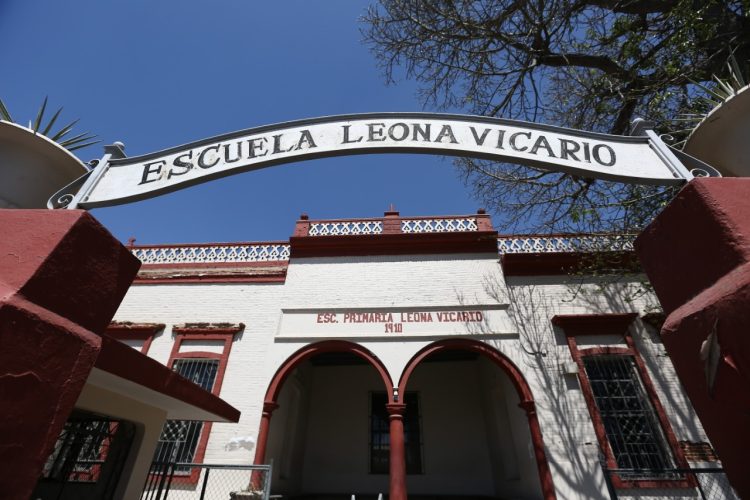 Aseguran autoridades educativas que la primaria Leona Vicario seguirá operando