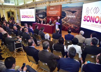 PRESENTA GOBERNADOR PLAN SONORA DE ENERGÍAS SOSTENIBLES A EMPRESARIOS