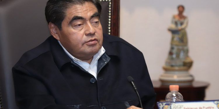 MUERE MIGUEL BARBOSA, GOBERNADOR DE PUEBLA, A LOS 63 AÑOS
